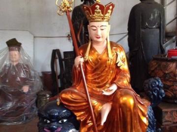 Tượng đại địa bồ tát