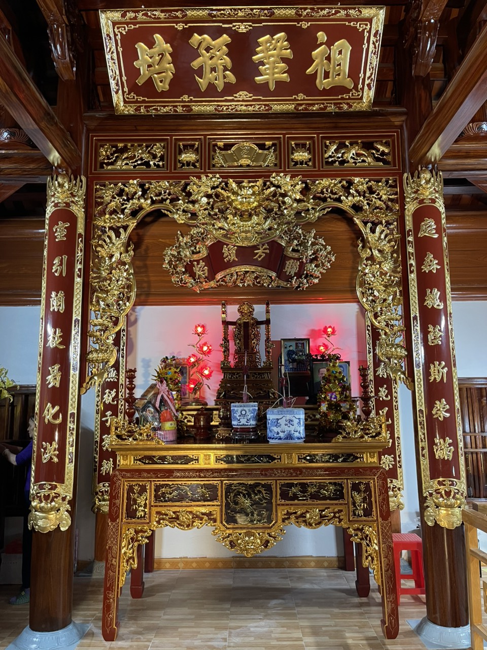 thiet-ke-nha-tho-1.jpg (454 KB)